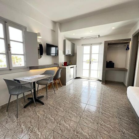 White Lily Suites & Lofts - Adults Only 16 Plus Περίβολος Εξωτερικό φωτογραφία