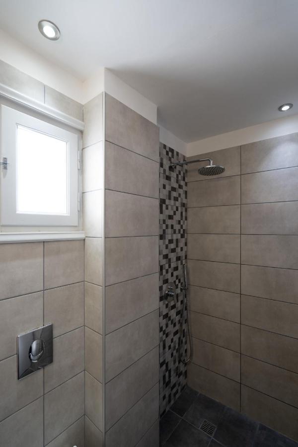 White Lily Suites & Lofts - Adults Only 16 Plus Περίβολος Εξωτερικό φωτογραφία