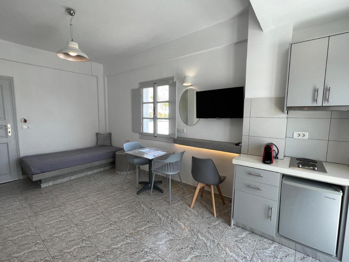 White Lily Suites & Lofts - Adults Only 16 Plus Περίβολος Εξωτερικό φωτογραφία