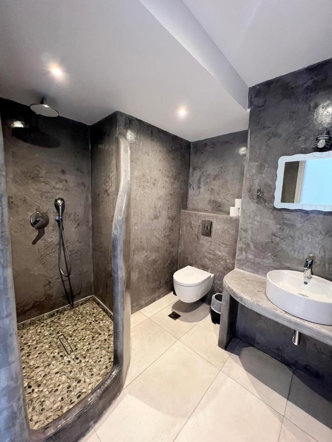 White Lily Suites & Lofts - Adults Only 16 Plus Περίβολος Εξωτερικό φωτογραφία