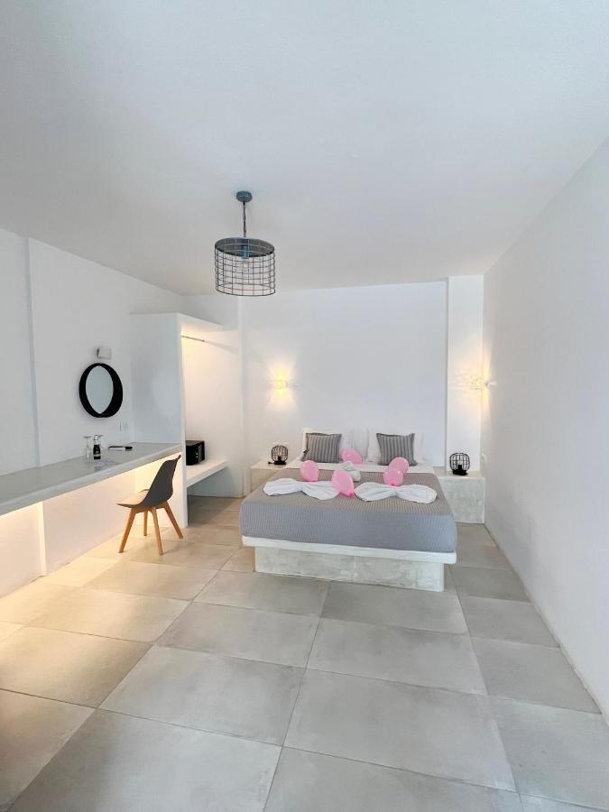 White Lily Suites & Lofts - Adults Only 16 Plus Περίβολος Εξωτερικό φωτογραφία