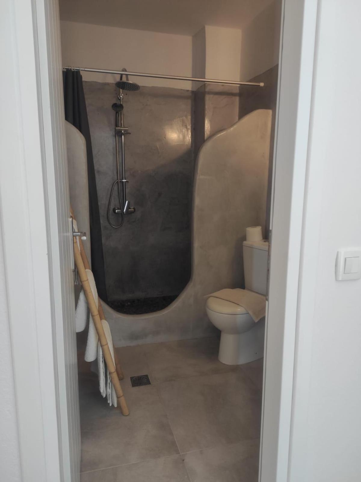 White Lily Suites & Lofts - Adults Only 16 Plus Περίβολος Εξωτερικό φωτογραφία
